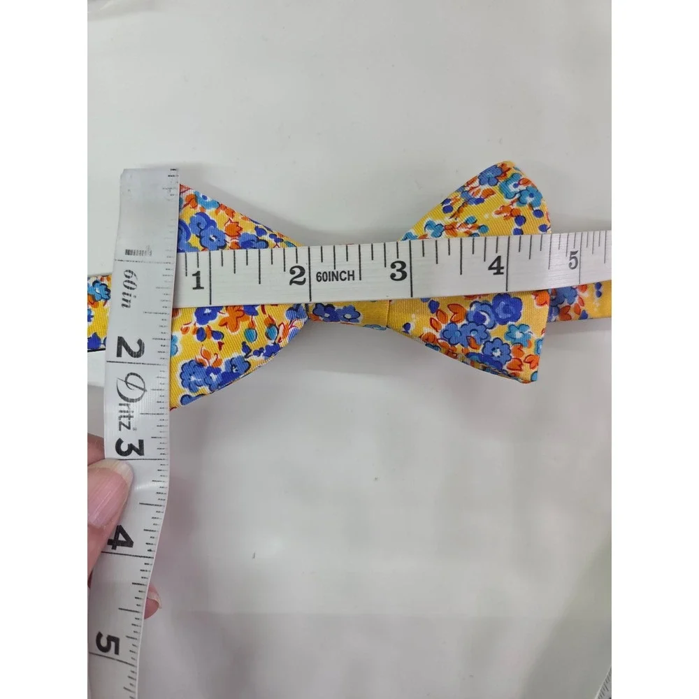 Saddlebred Bow Tie Men One Size Yellow Floral Silk Pre-Tied Adjustable 4.5